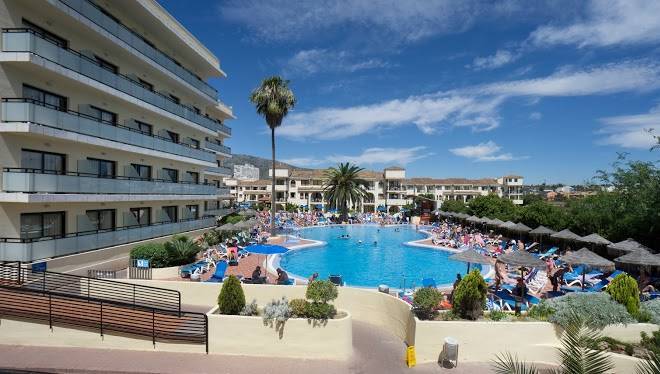 Hotel puente real