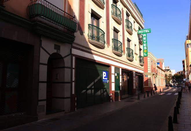 Hotel reyesol