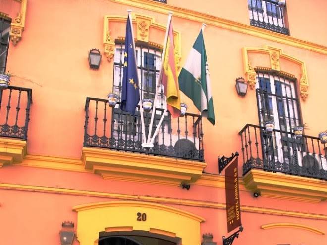 Hotel abril