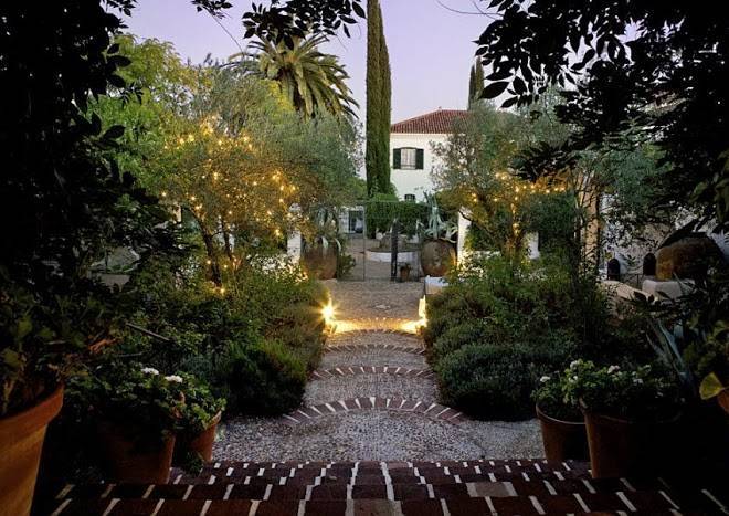 Hotel Trasierra Image