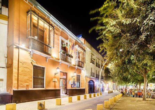 Hotel patio de la alameda