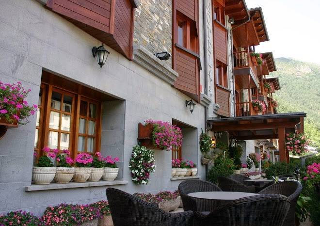 Hotel Bujaruelo Ordesa Image
