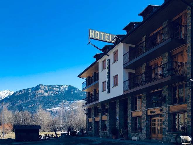 Hotel eriste