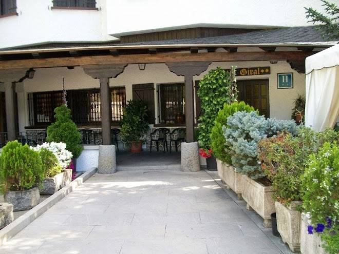Hotel giral
