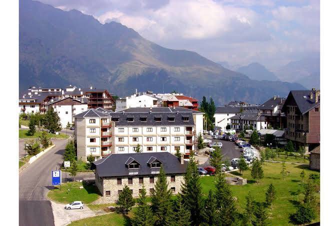 Hotel Nievesol Formigal Image