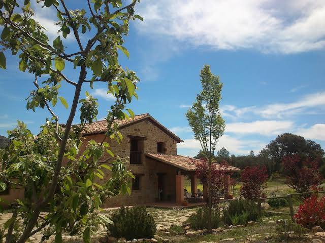 Alojamiento rural masia los toranes