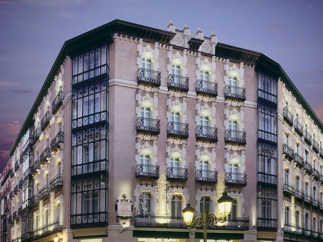 Hotel catalonia el pilar