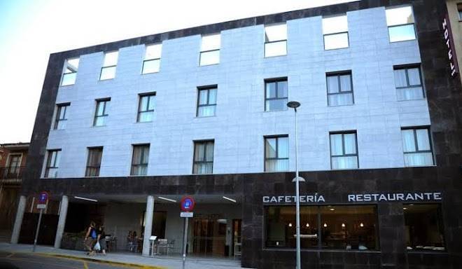 Visit hotel caspe