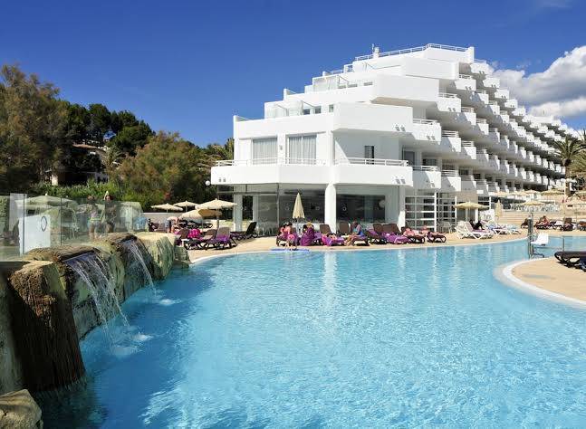 Fergus style cala blanca suites