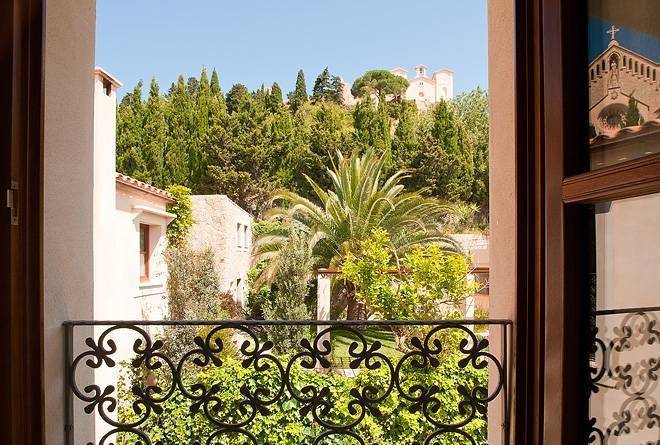 Hotel & restaurant jardi d'arta