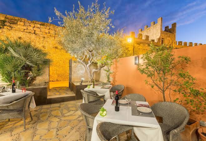 Can vent boutique hotel