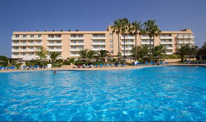 Hotel Garbi Cala Millor Image