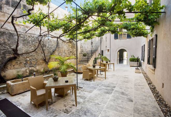 Hotel ca'n bonico
