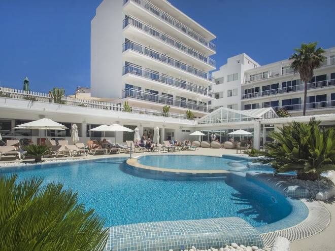Hotel catalonia del mar