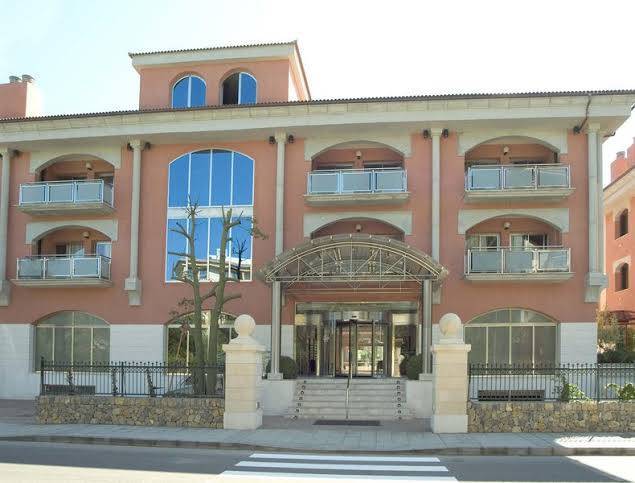 Hotel Estrella & Coral De Mar Resort & Spa Image