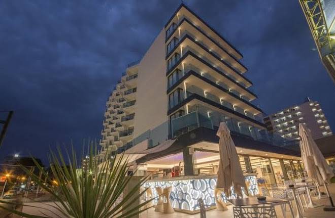 Hotel Negresco Image