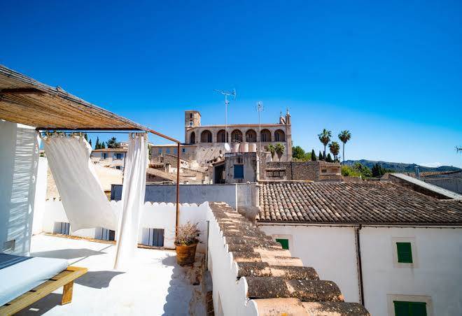 Hotel & restaurant forn nou