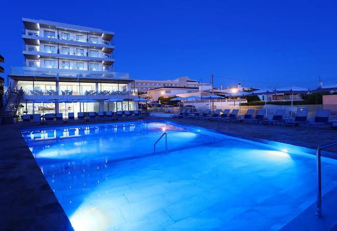 Mar azul pur estil hotel & spa