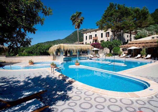 Monnaber nou hotel rural mallorca spa & restaurant