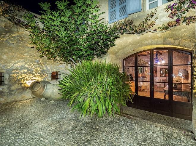 Restaurante residencia son floriana