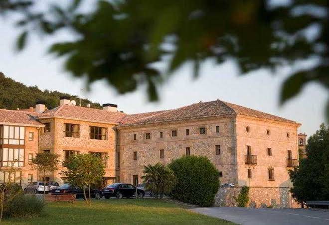 Parador De Argomaniz Image