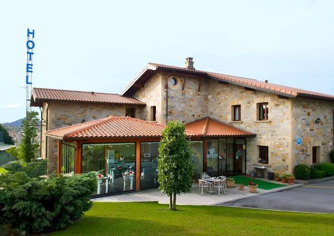 Hotel artetxe alojamiento rural en el monte artxanda bilbao