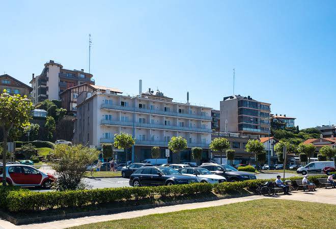 Petit palace tamarises