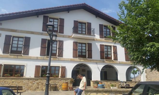 Herriko ostatua
