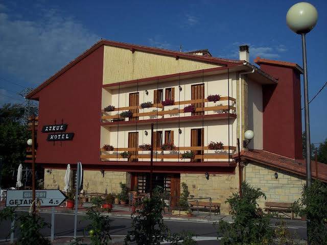 Hotel azkue