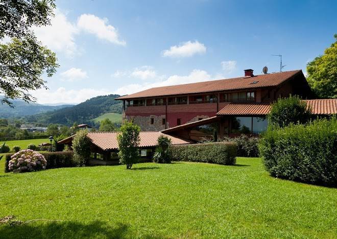 Hotel restaurante usategieta