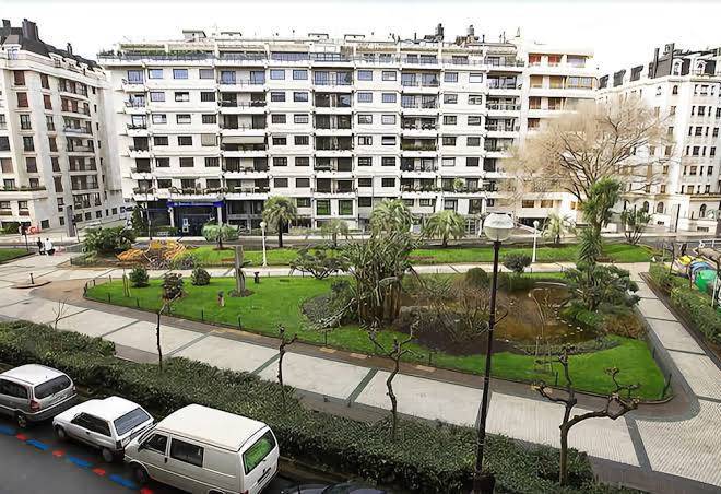 Hotel Zaragoza Plaza Image