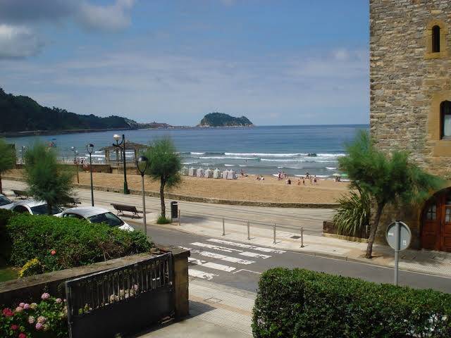 Pension zarauz playa