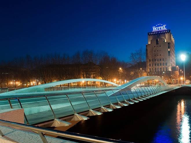 Hotel silken amara plaza