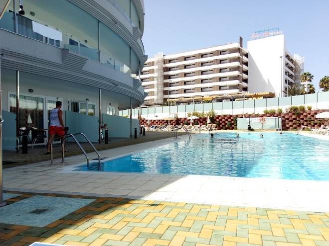 Hotel hl suites nardos