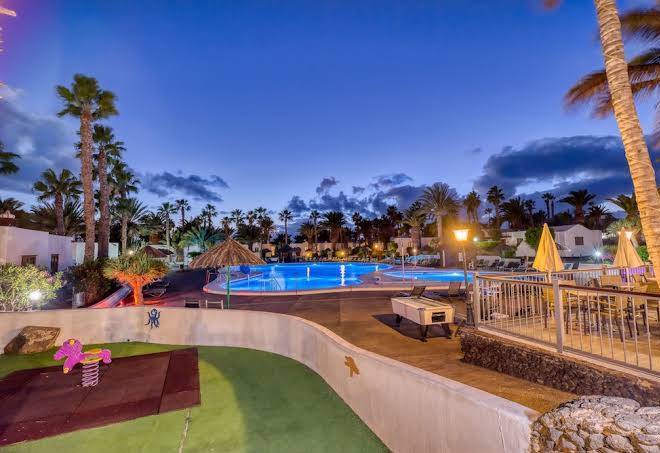 Las brisas resort