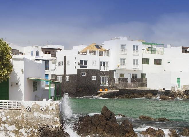 Pebbles lanzarote retreats
