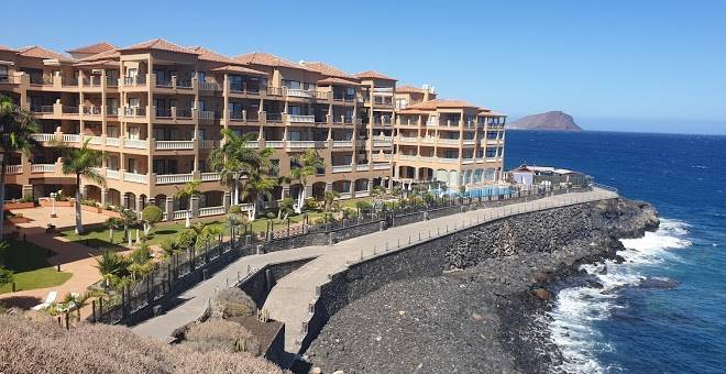 El Nautico Suites Image