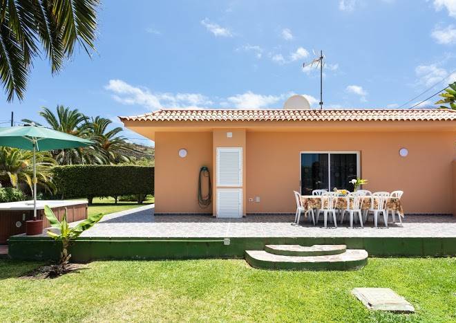 Finca la gaviota tenerife living
