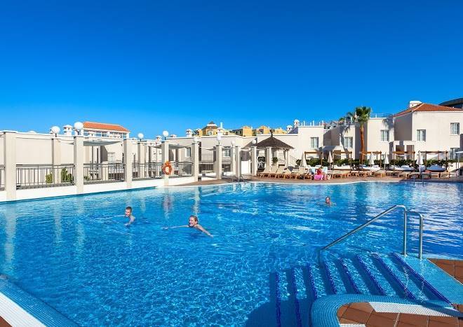 Los olivos beach resort