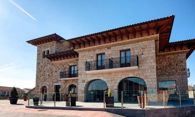 Hotel con jacuzzi en cantabria suites torre de galizano