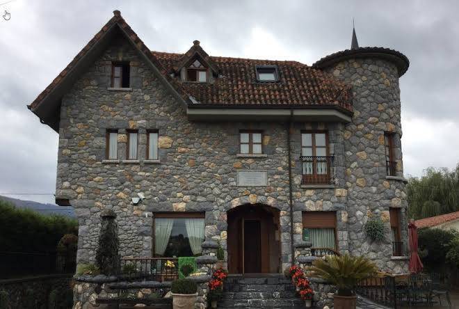 Hotel rural la llosa de samano