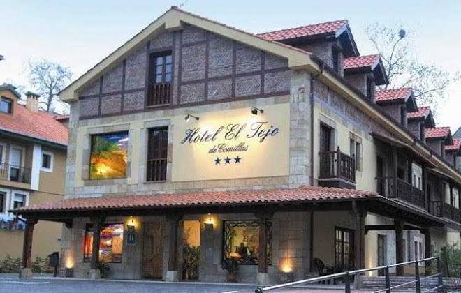 Hotel el tejo de comillas
