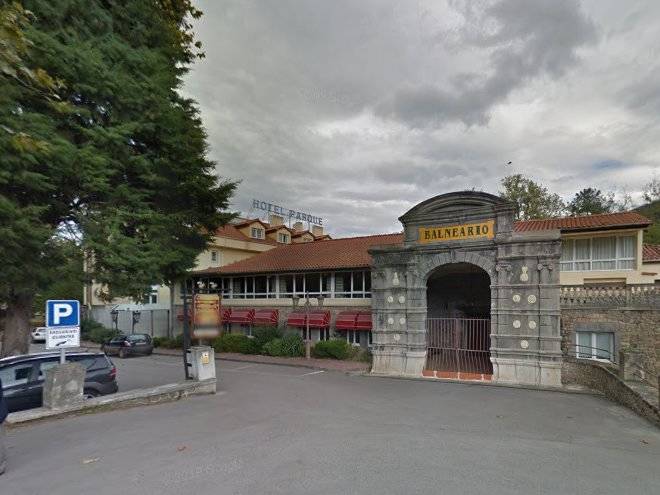 Hotel parque de alceda s a