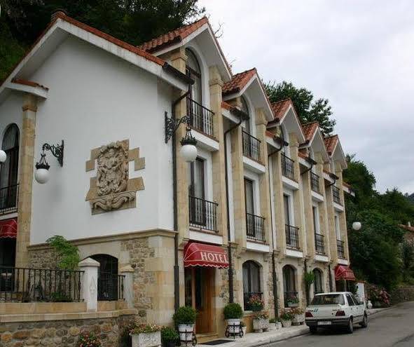 Hotel borlena de