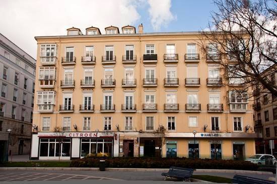 Plaza pombo b&b pension