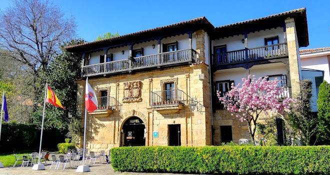 Hotel Museo Los Infantes Image