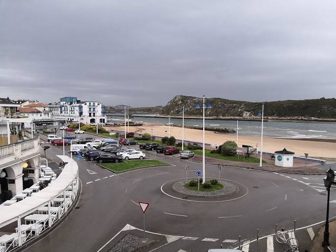 El Muelle De Suances Image