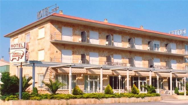 Hotel toros de guisando