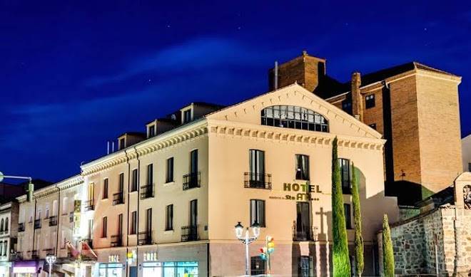 Hotel yit mirador de santa ana