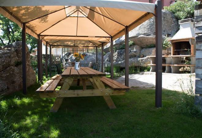 Hoyo De Los Lobos Image